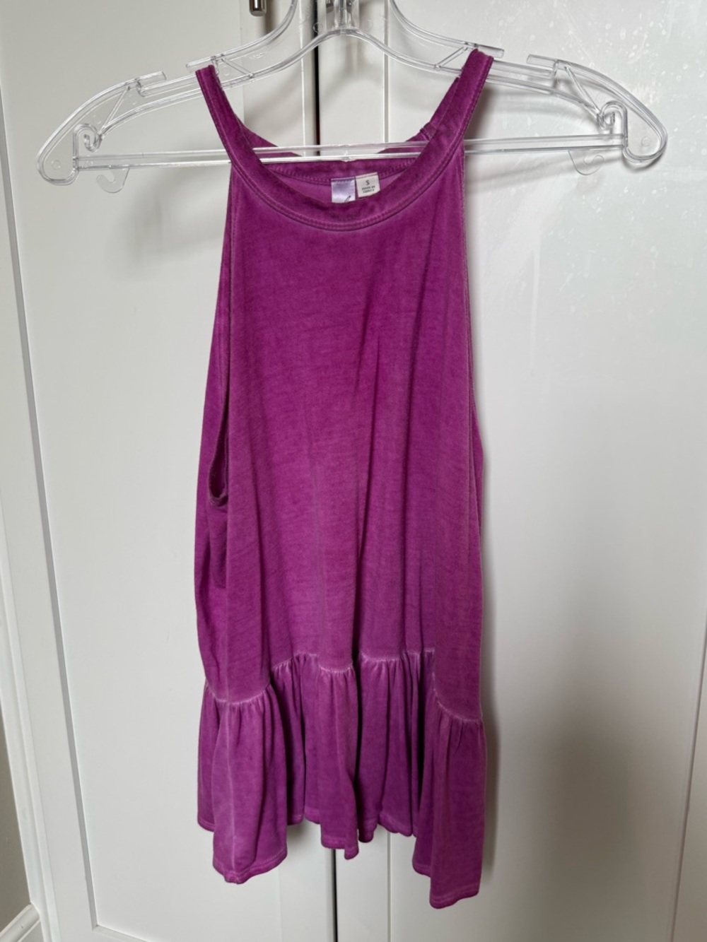 Women’s Purple Sleeveless Ruffle Hem Tank Top